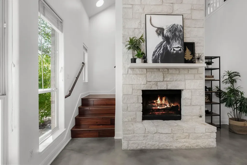 12001 Portofino Drive Austin TX 78732