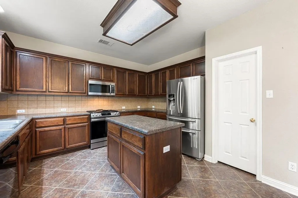 301 Bayou Bend Drive Buda TX 78610