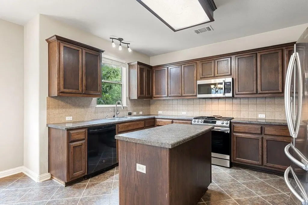 301 Bayou Bend Drive Buda TX 78610
