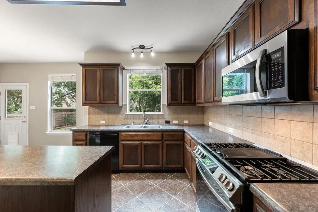 301 Bayou Bend Drive Buda TX 78610