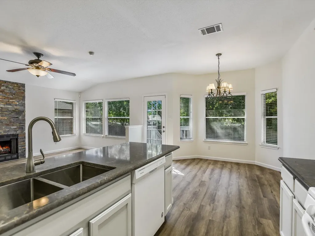 1102 Brashear Lane Cedar Park TX 78613