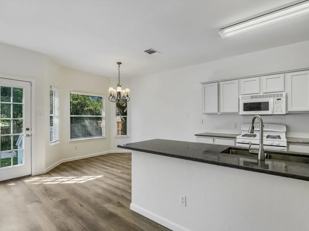 1102 Brashear Lane Cedar Park TX 78613