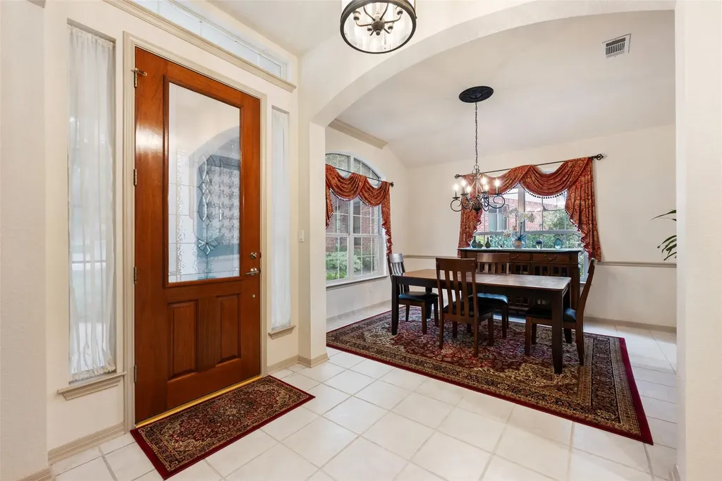5308 Deerwood Lane Austin TX 78730