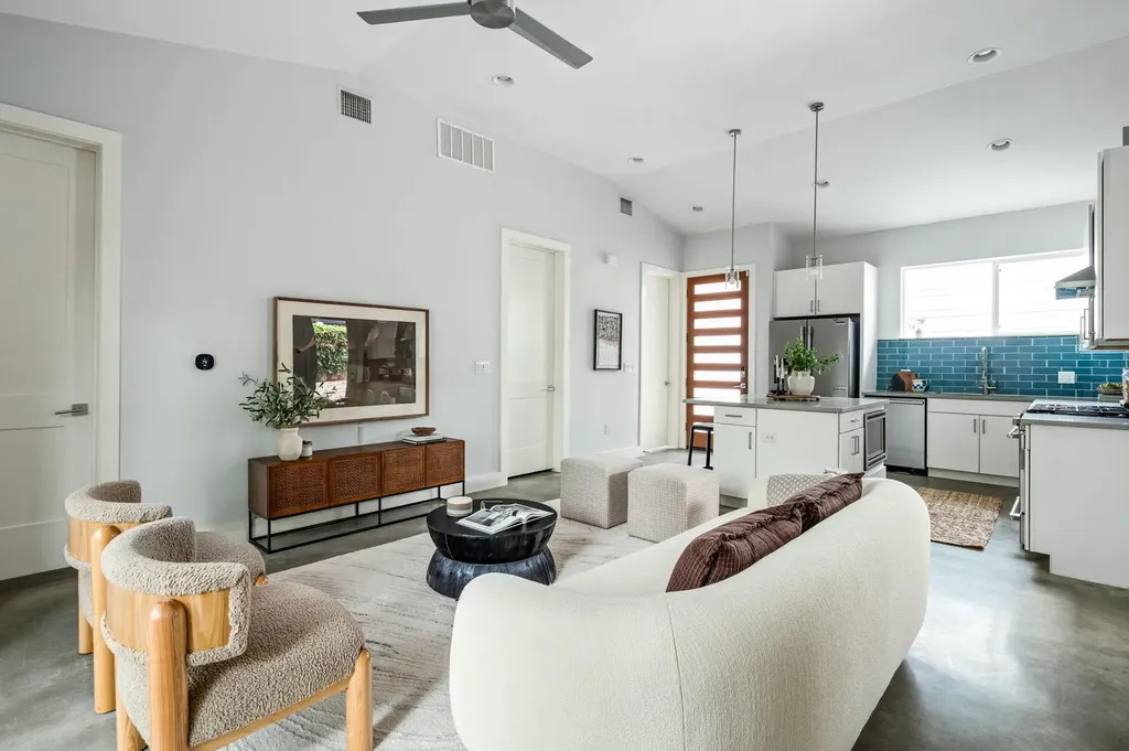 1703 Perez Street Austin TX 78721