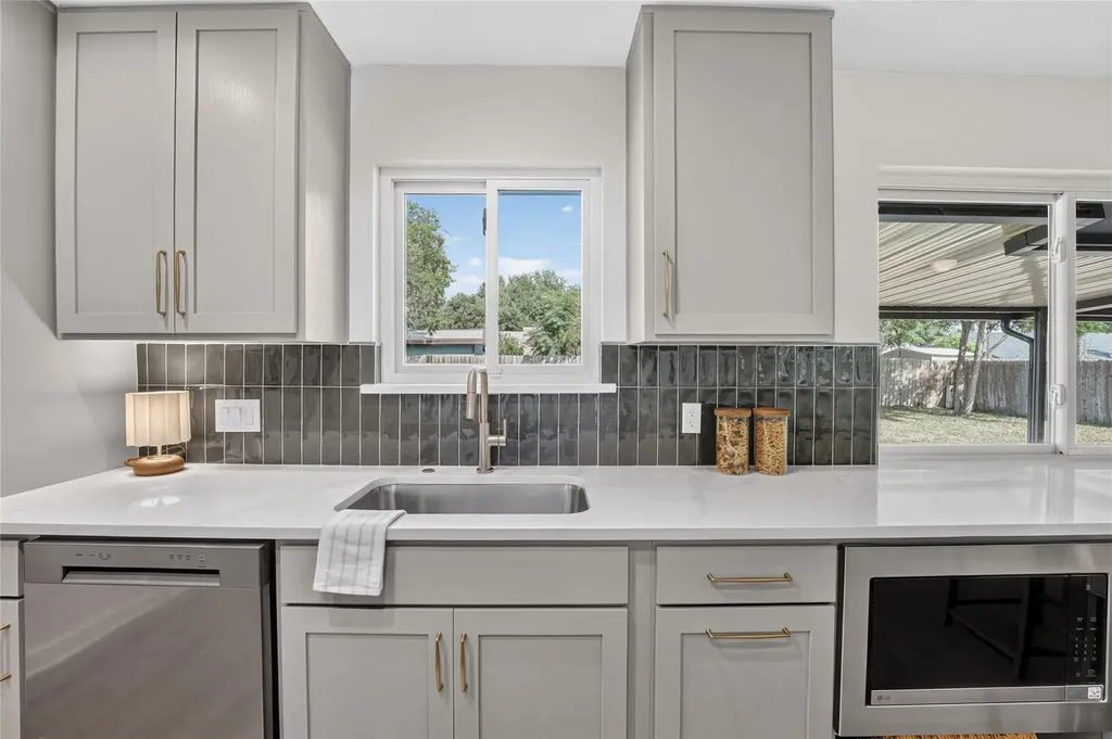 13005 Powderhorn Street Austin TX 78727