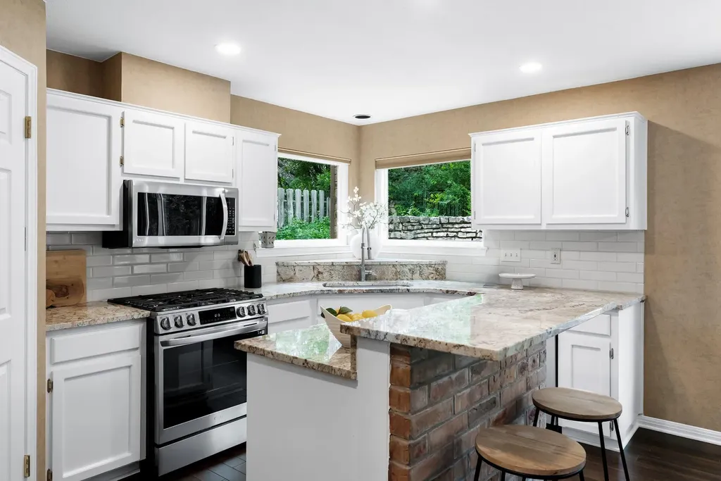 3605 Latimer Drive Austin TX 78732