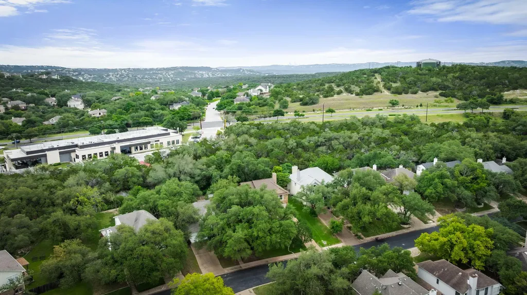 3605 Latimer Drive Austin TX 78732