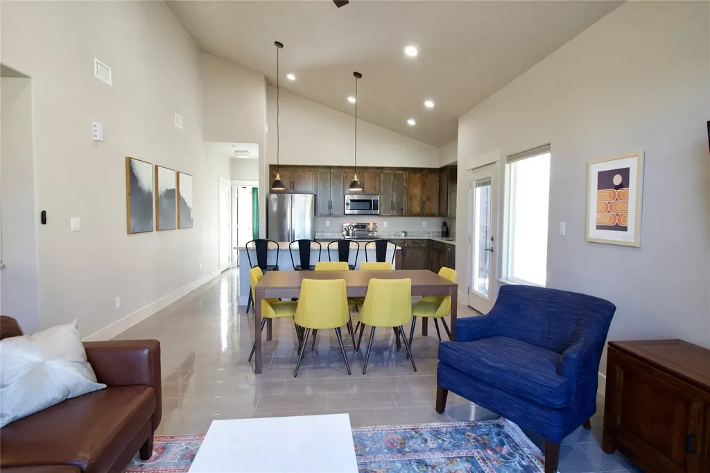 1240 Canyon Shores Canyon Lake TX 78133