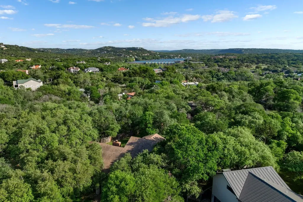 2905 Stratford Drive Austin TX 78746