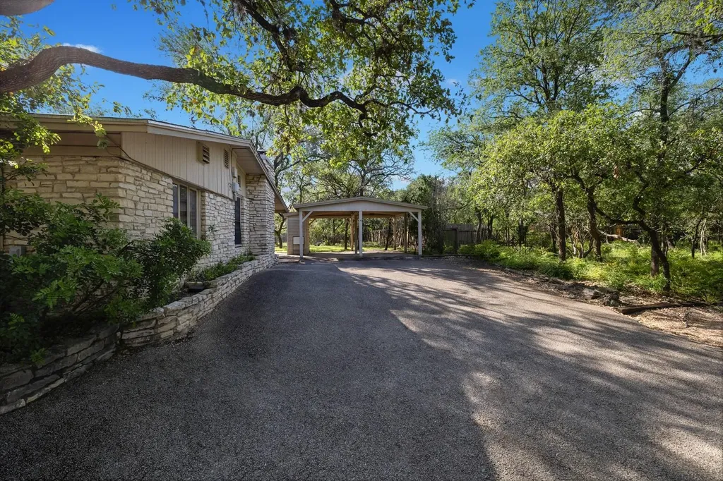 2905 Stratford Drive Austin TX 78746