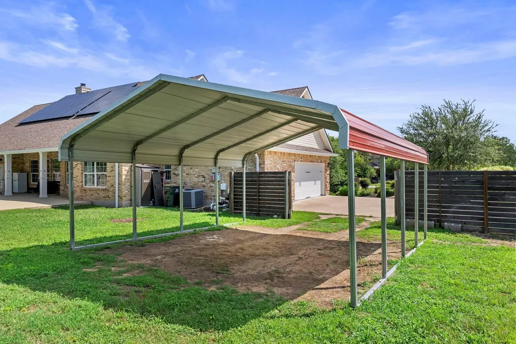 520 Goodnight Trail Dripping Springs TX 78620