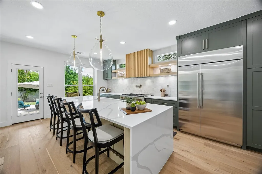 12109 Estrada Court Austin TX 78732
