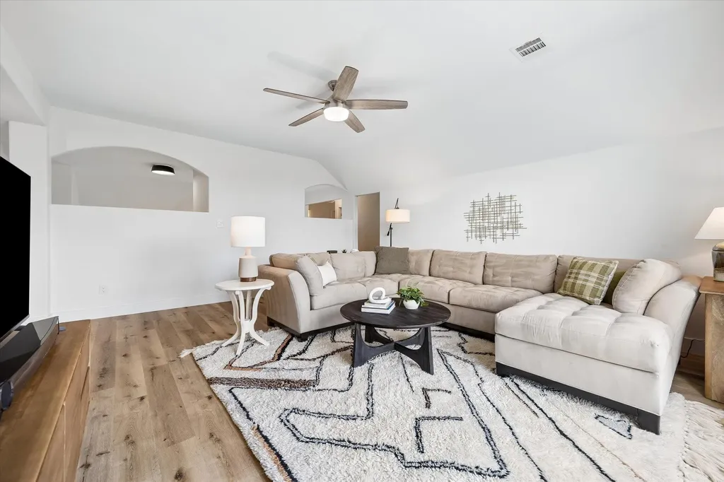 12109 Estrada Court Austin TX 78732