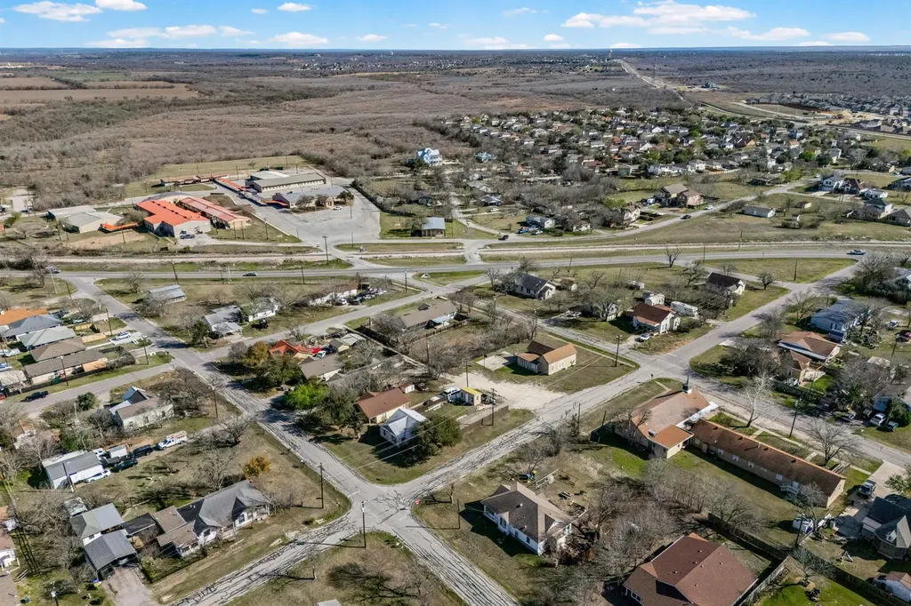 Tbd Eggleston Street Manor TX 78653