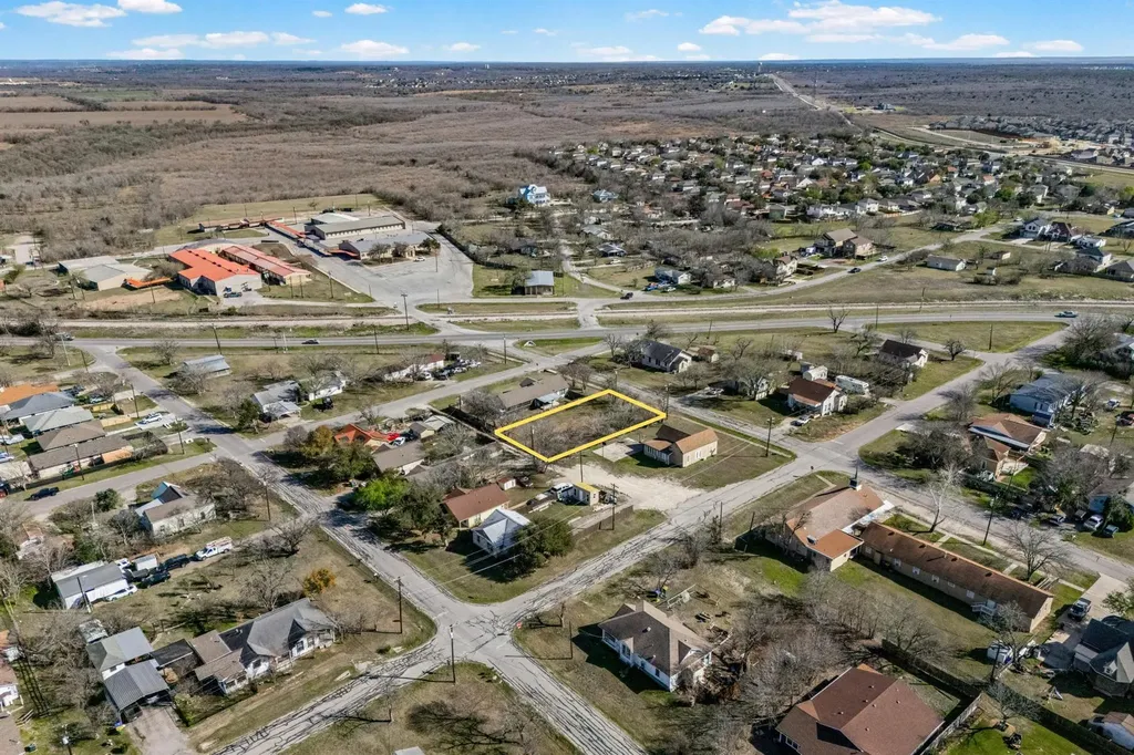 Tbd Eggleston Street Manor TX 78653
