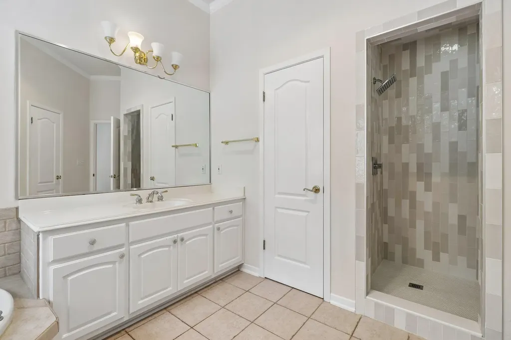 115 Tallstar Drive Lakeway TX 78734