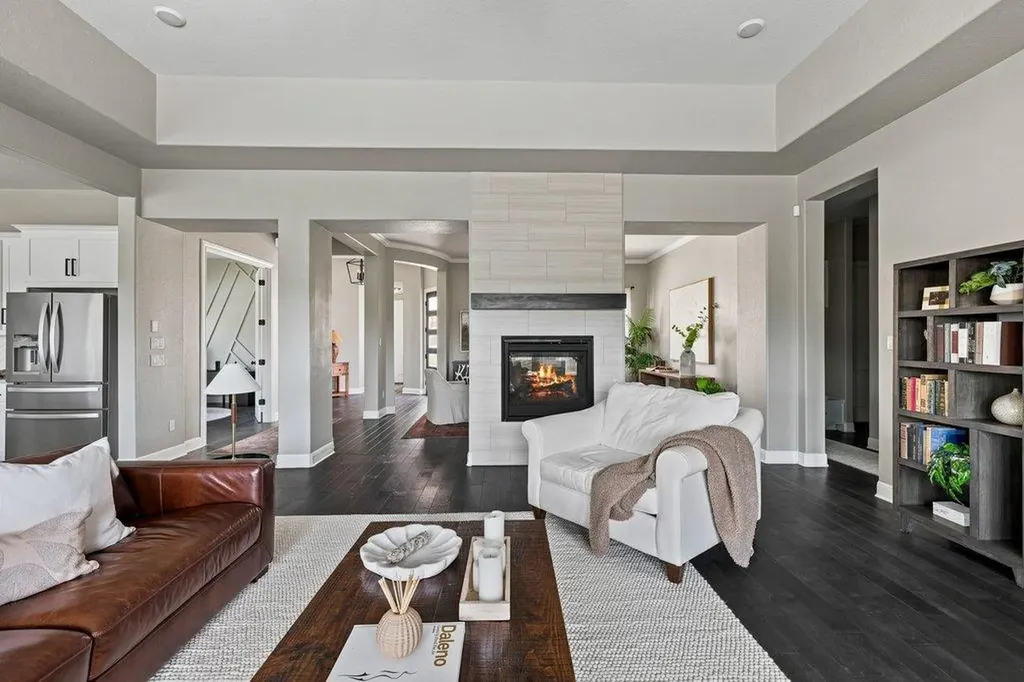 350 Jacksdaw Drive Austin TX 78737