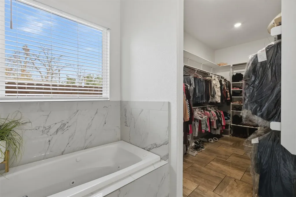 1905 S College Street Georgetown TX 78626