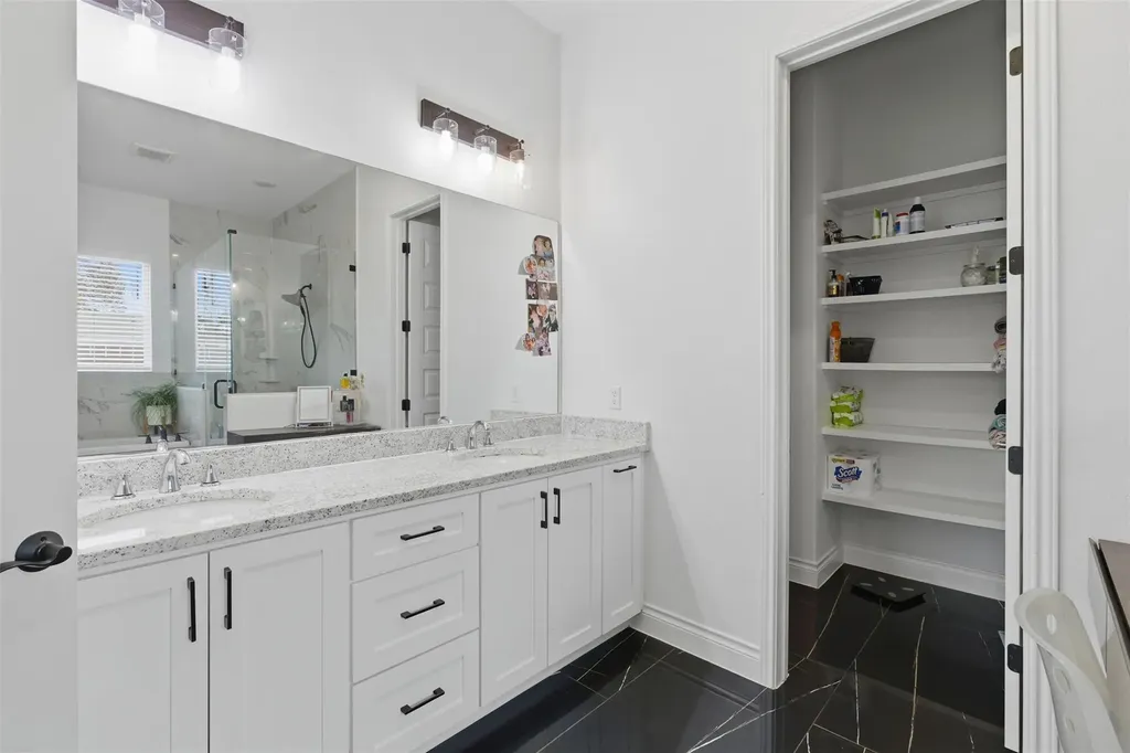1905 S College Street Georgetown TX 78626