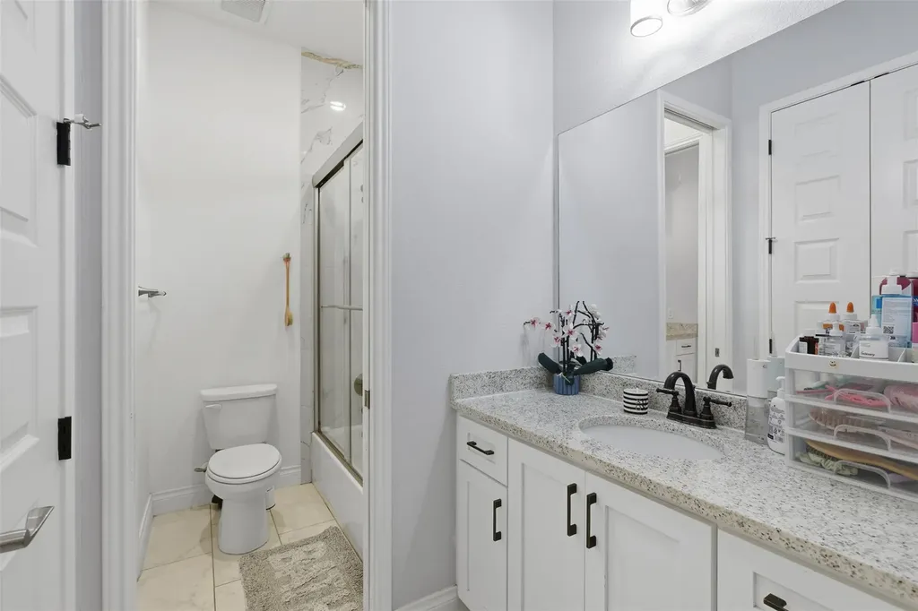 1905 S College Street Georgetown TX 78626