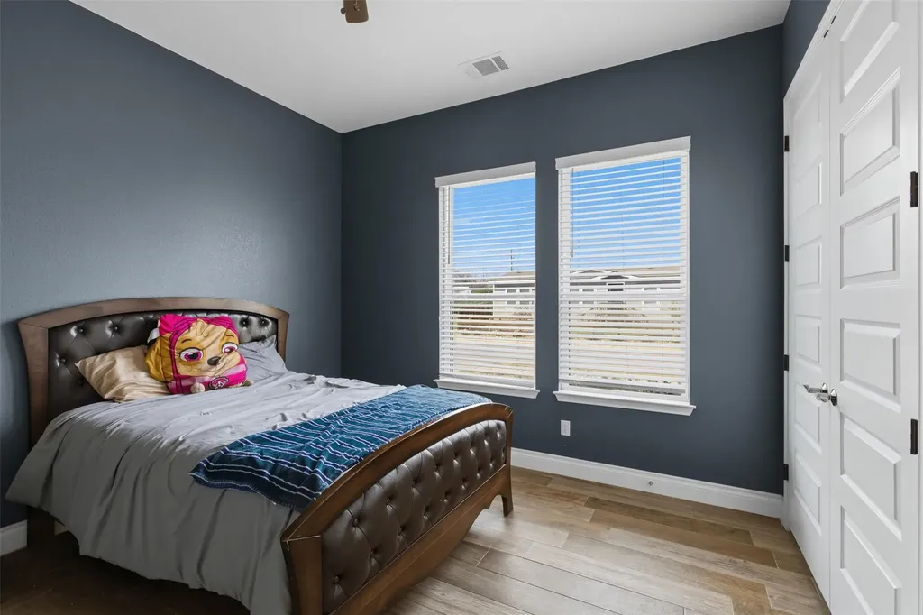 1905 S College Street Georgetown TX 78626