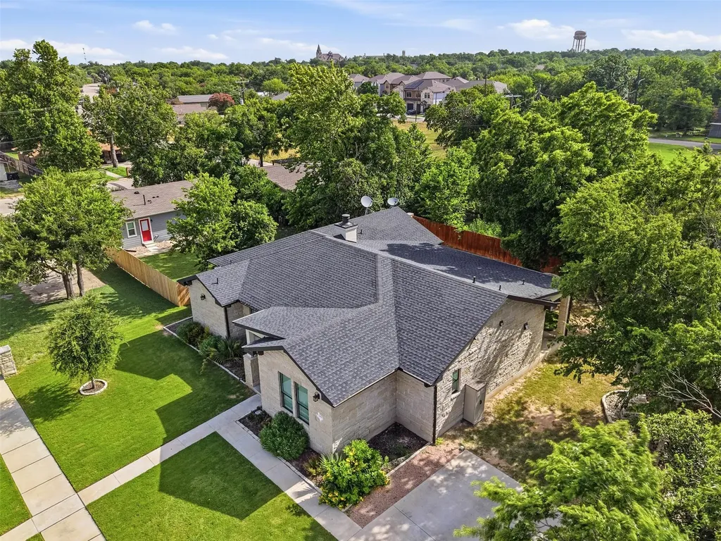 1905 S College Street Georgetown TX 78626