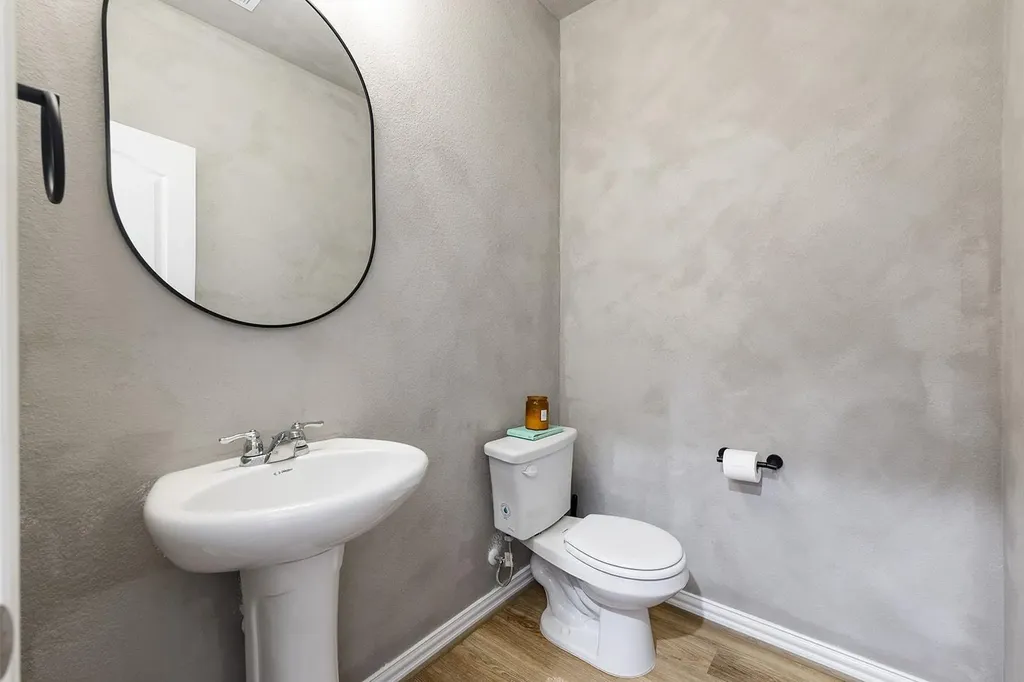 1601 Harrongton Way Leander TX 78641