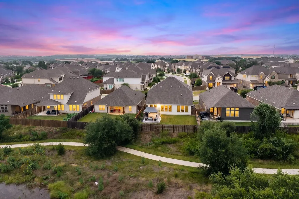 1601 Harrongton Way Leander TX 78641