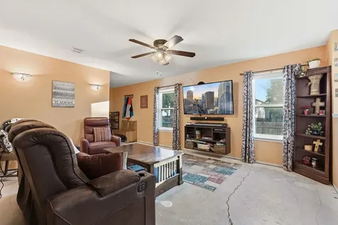 5628 SE Sunday Silence Drive Del Valle TX 78617