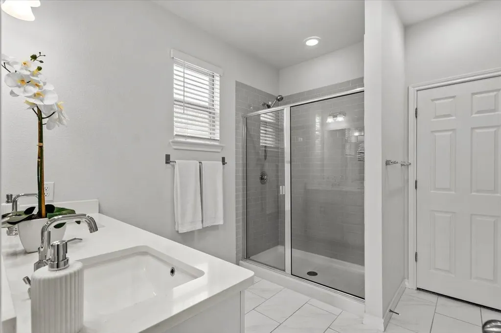 7603 Elk Grove Path Austin TX 78754