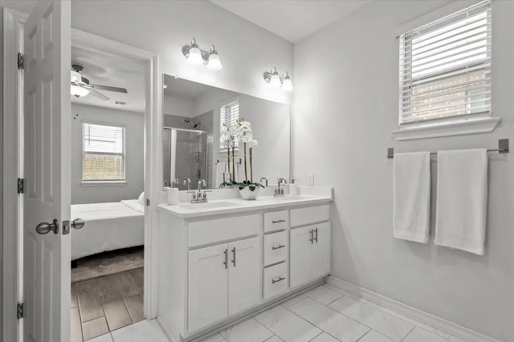 7603 Elk Grove Path Austin TX 78754