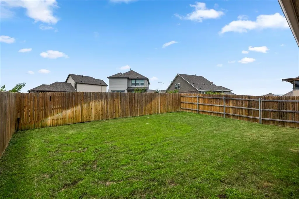 7603 Elk Grove Path Austin TX 78754