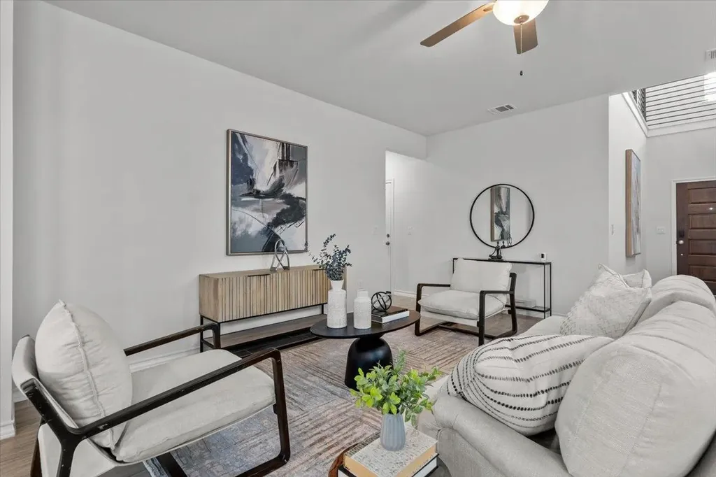 7603 Elk Grove Path Austin TX 78754