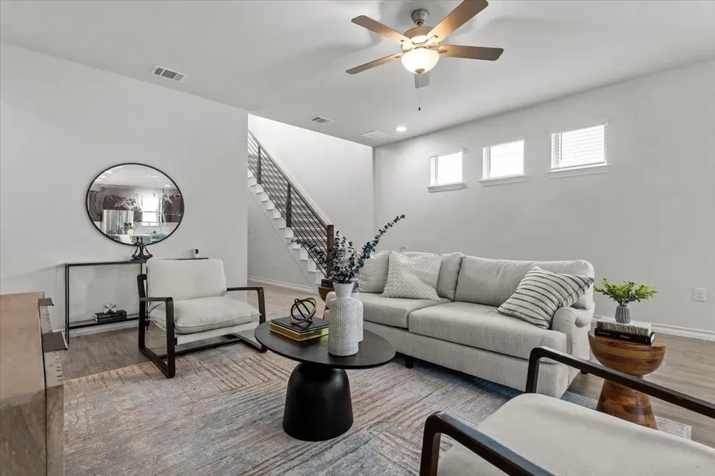 7603 Elk Grove Path Austin TX 78754