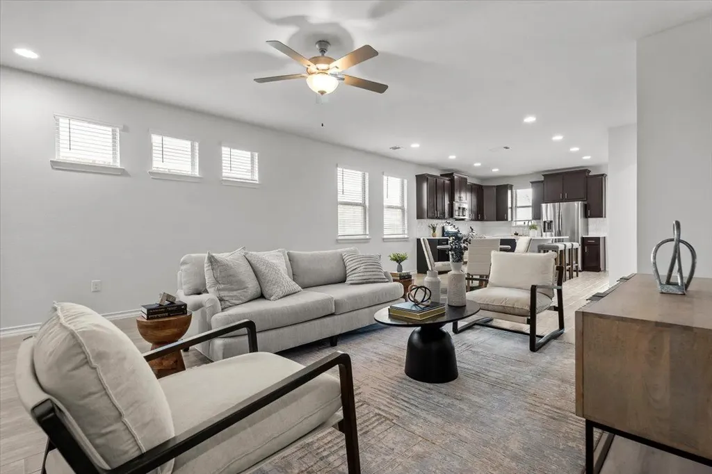 7603 Elk Grove Path Austin TX 78754