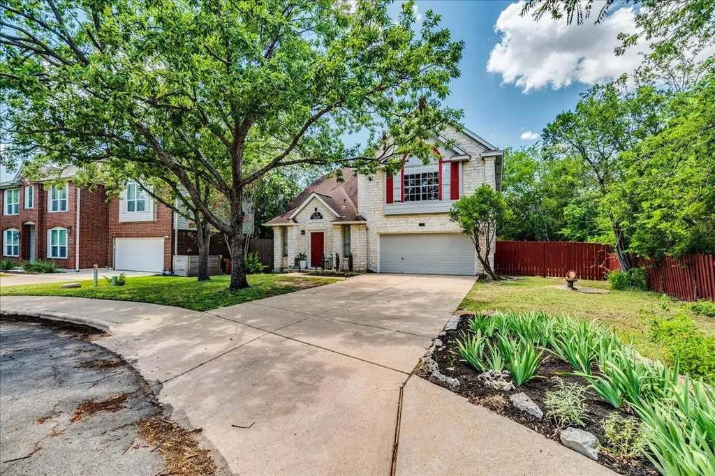 9300 Tea Rose Trail Austin TX 78748