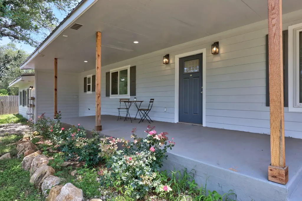 24502 Long Hollow Trail Leander TX 78641