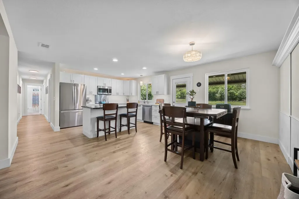 24502 Long Hollow Trail Leander TX 78641