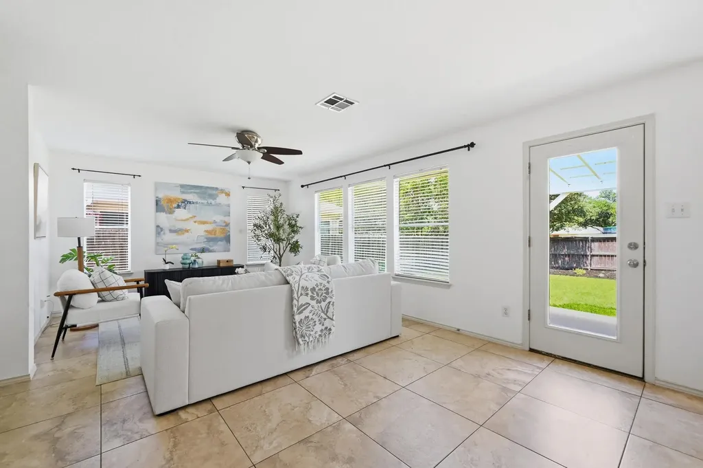 4308 Campo Verde Drive Austin TX 78749