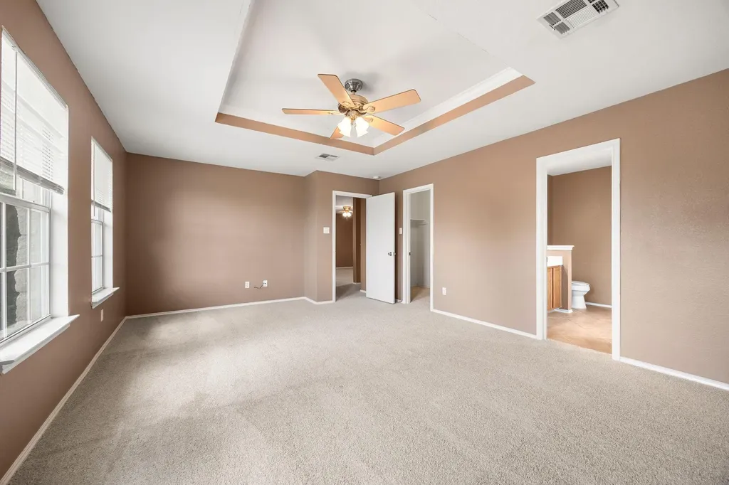 12033 Kilmartin Lane Austin TX 78754