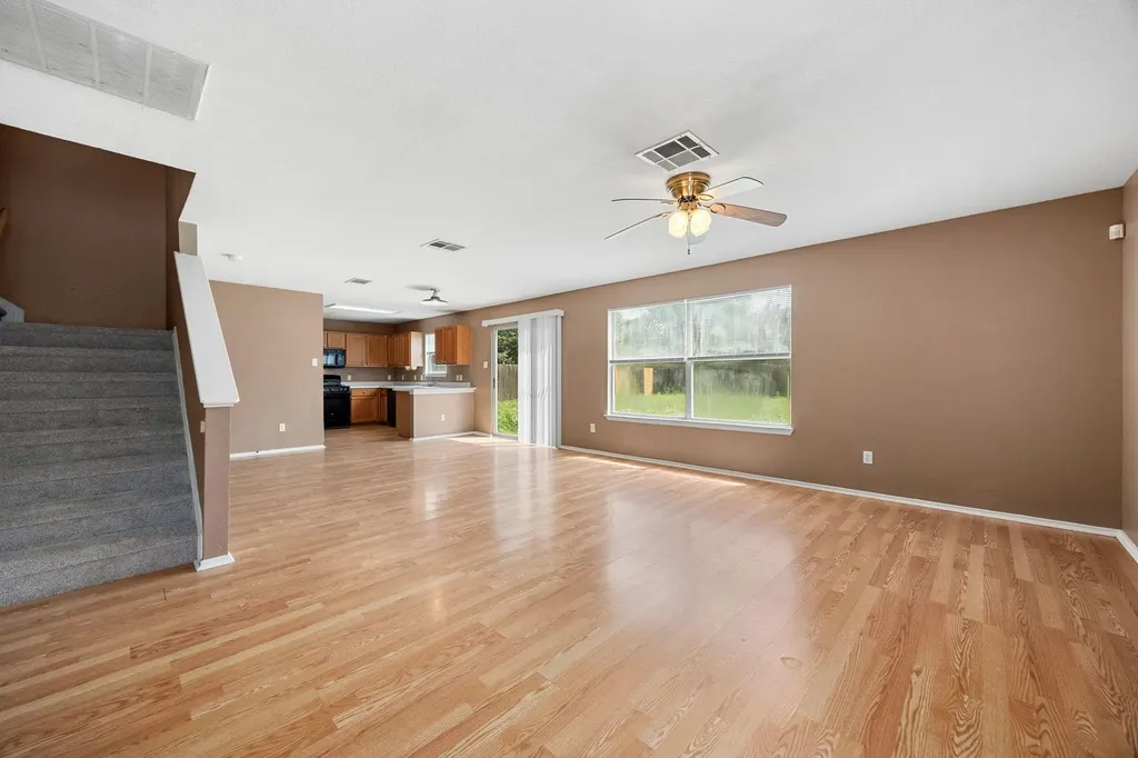12033 Kilmartin Lane Austin TX 78754