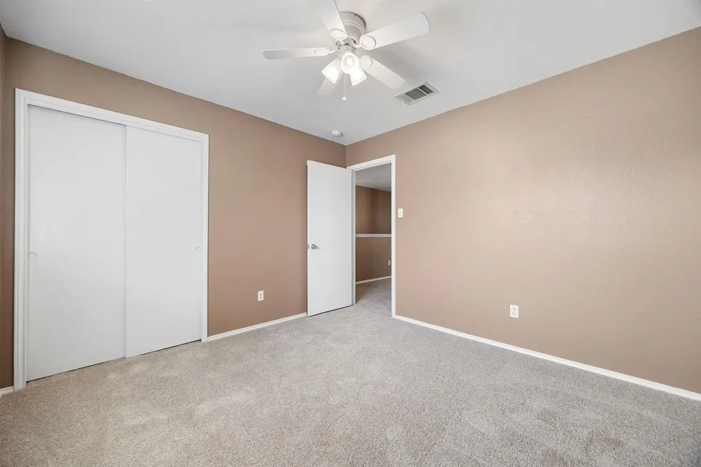 12033 Kilmartin Lane Austin TX 78754