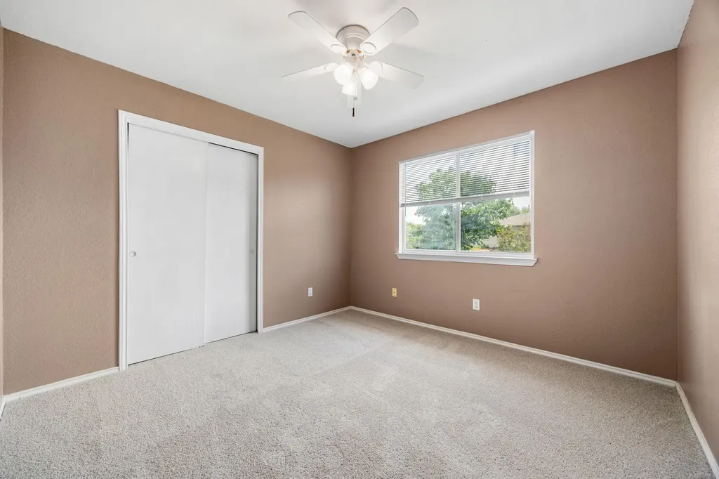 12033 Kilmartin Lane Austin TX 78754