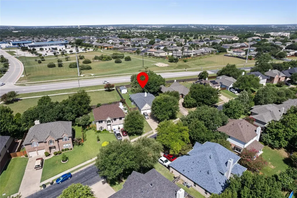 418 Keenland Drive Georgetown TX 78626