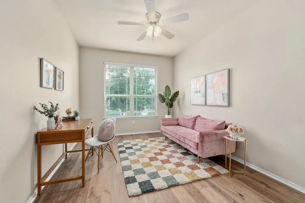 10124 Pinnacle Crest Loop Austin TX 78747