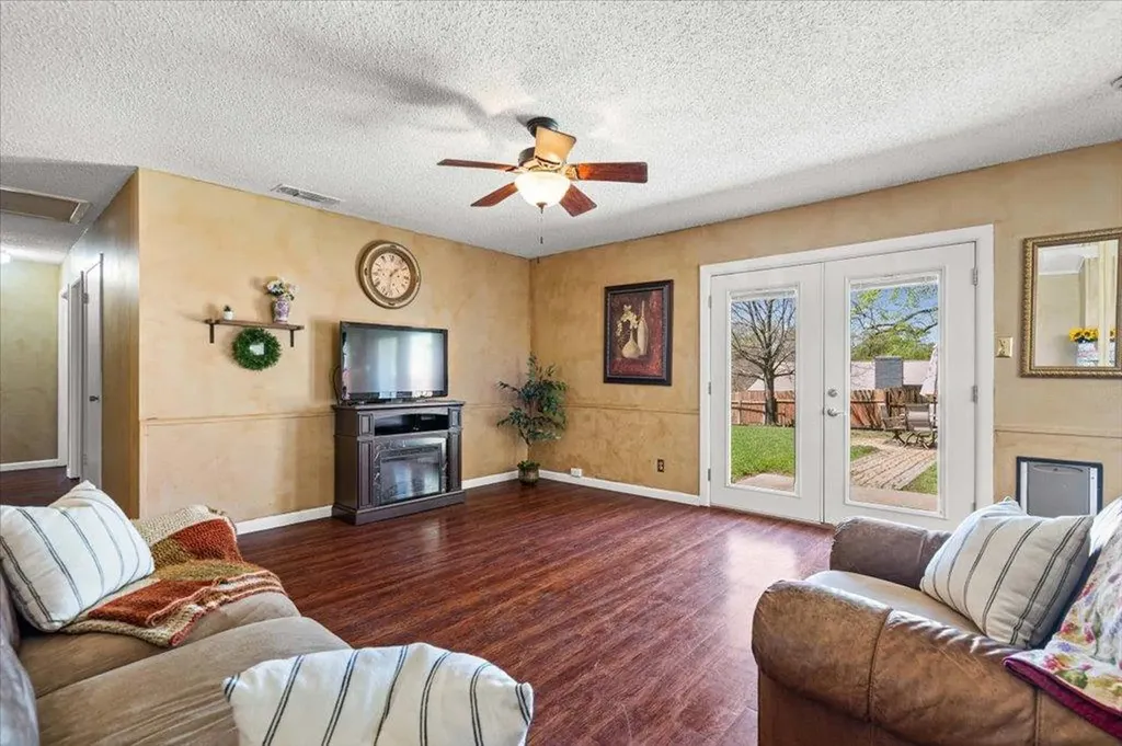 9712 Halifax Drive Austin TX 78753