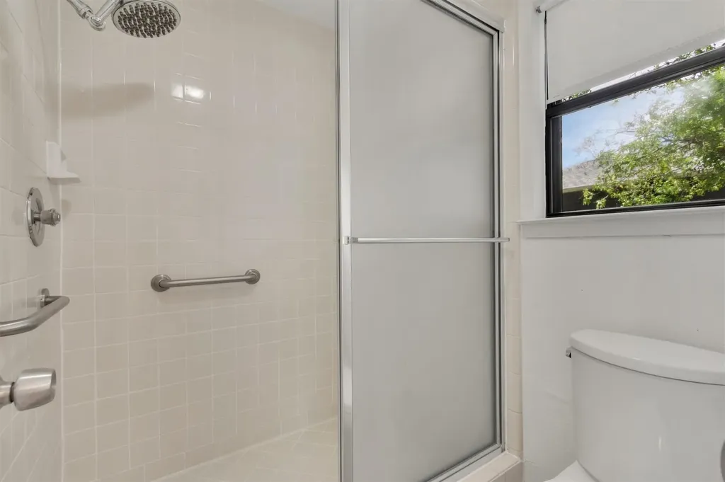 9002 Bubbling Springs Trail Austin TX 78729