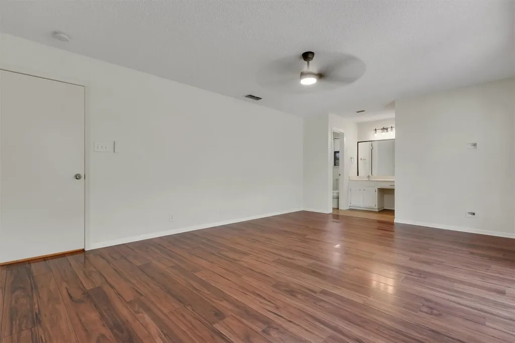 9002 Bubbling Springs Trail Austin TX 78729