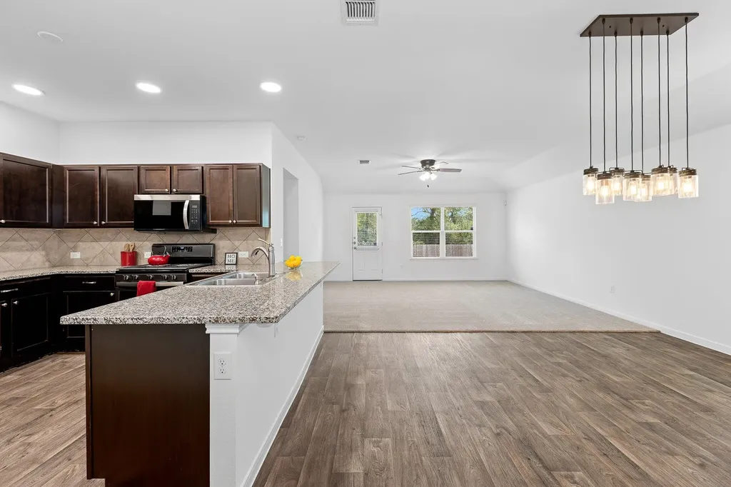 19304 Great Falls Drive Manor TX 78653