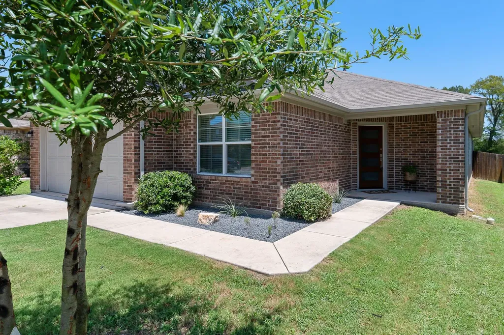 19304 Great Falls Drive Manor TX 78653